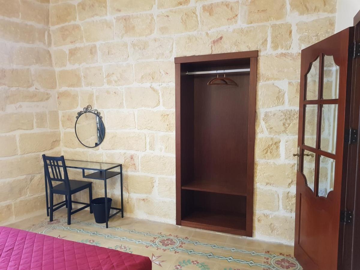 Nadar Accommodation Nadur ภายนอก รูปภาพ
