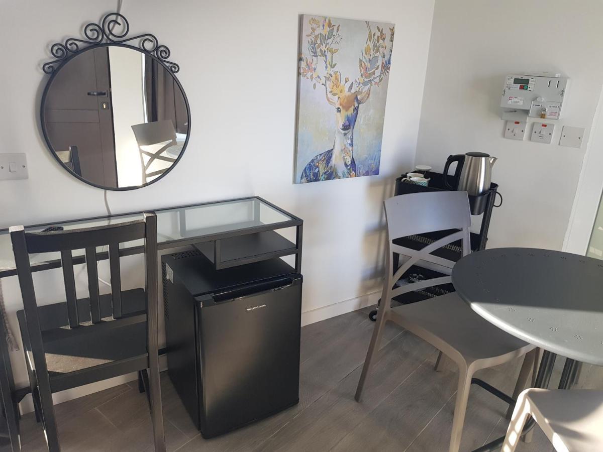 Nadar Accommodation Nadur ภายนอก รูปภาพ